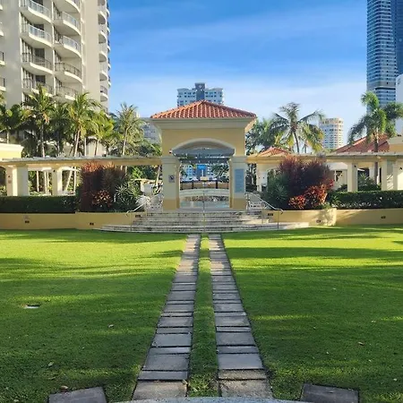 Perfect Apartment 2Bd & 2Bth Gold Coast Exterior photo
